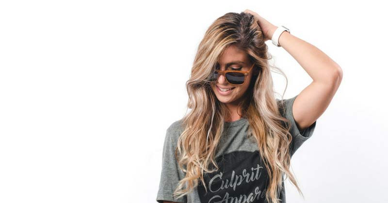 Read more about the article Hello Beach Babe: How to Get Soft, Subtle, Wavy Hair